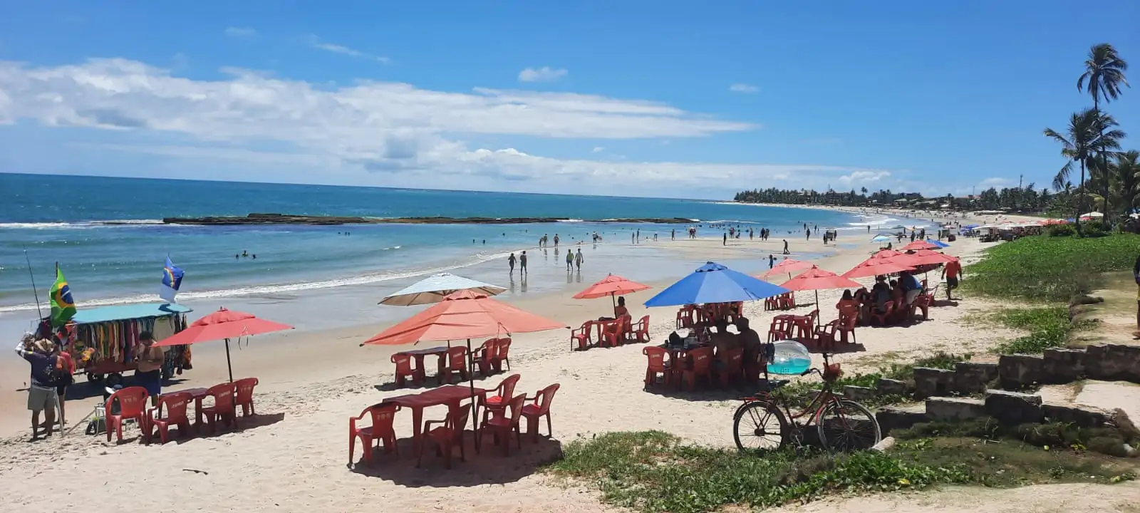 Apt na quadra do mar na praia dos Carneiros