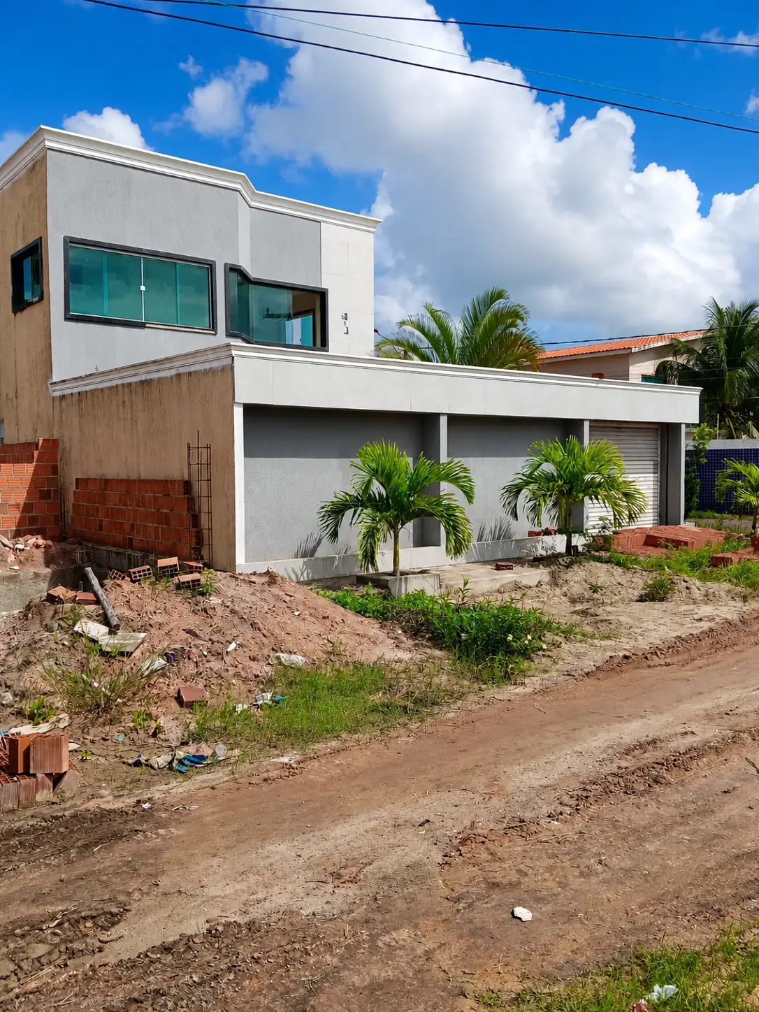 Vendo casa com 4 suítes